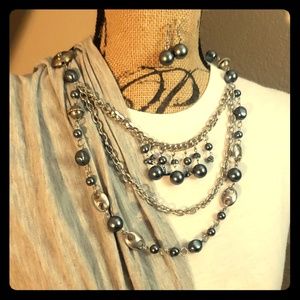 Ribbon tied necklace & earrings set